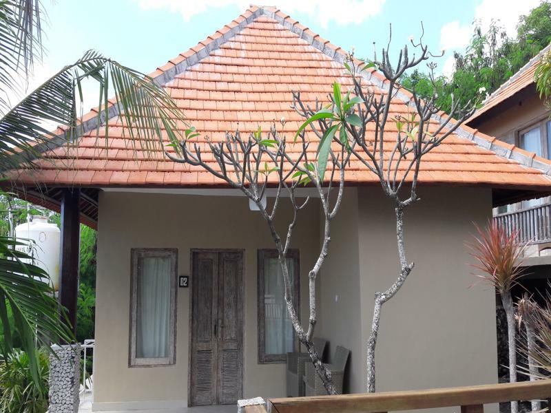 Ware Ware Surf Bungalow Lembongan Exterior photo